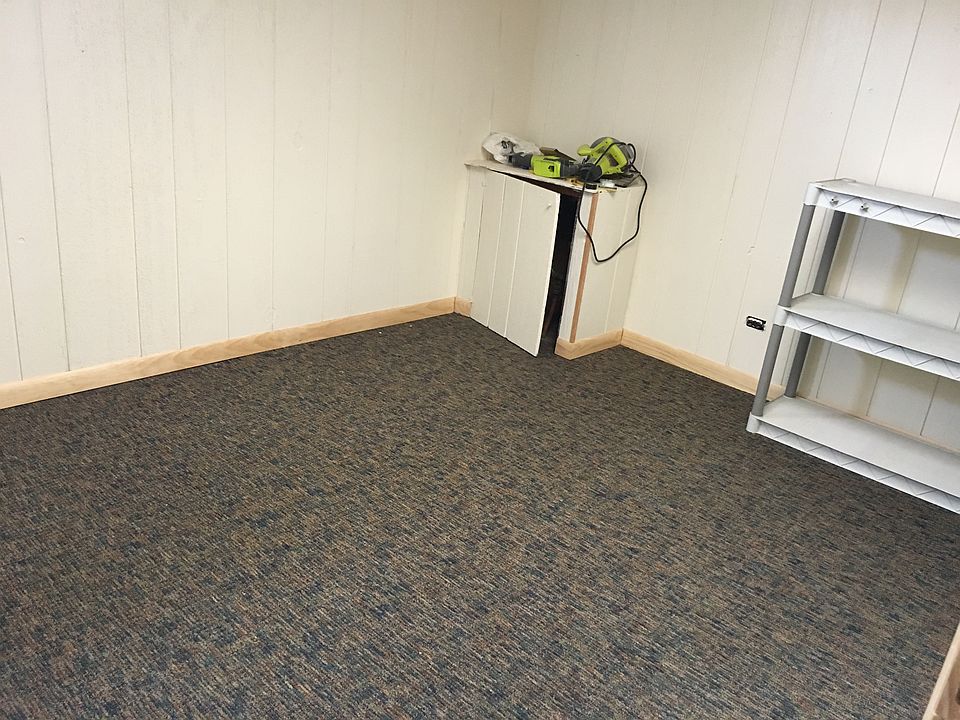 2nd image of 10624 Forest Ln