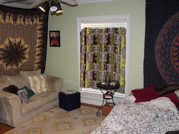 2nd image of 2504 32nd St