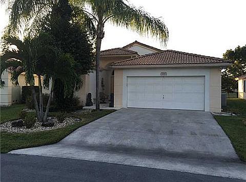 1st image of 489 NW 46th Ave