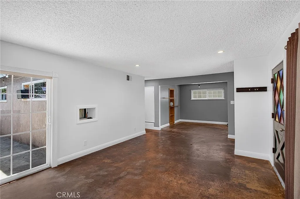 3 bed, 1578 sqft, $3,500 — Photo 3