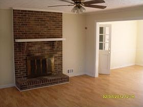 5th image of 1330 Sundale Dr