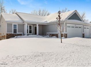 3126 Sandy Dr SW, Wyoming, MI 49418