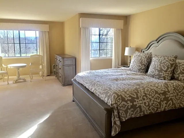 352 Troon Ct — Photo 9