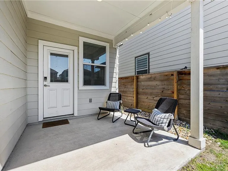 5308 Golden Canary Ln — Photo 26