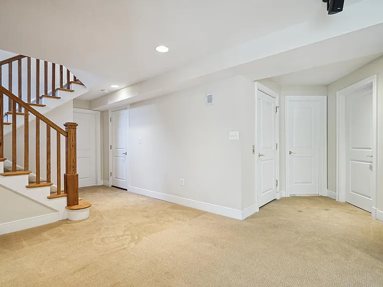 1530 Forest Villa Ln — Photo 27
