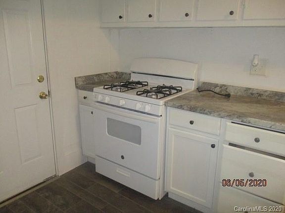 4th image of 1704 Haynes Ave