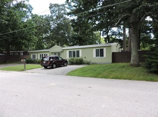 10 Wyman St, Webster, MA 01570