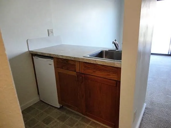 2035 Marine Street — Photo 8