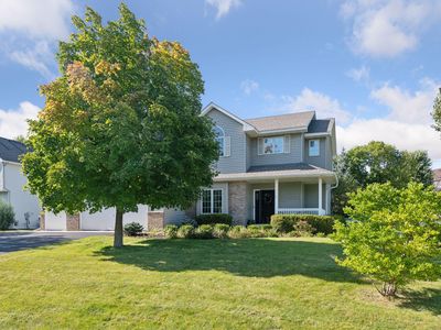 288 Groves Dr, Chaska, MN, 55318