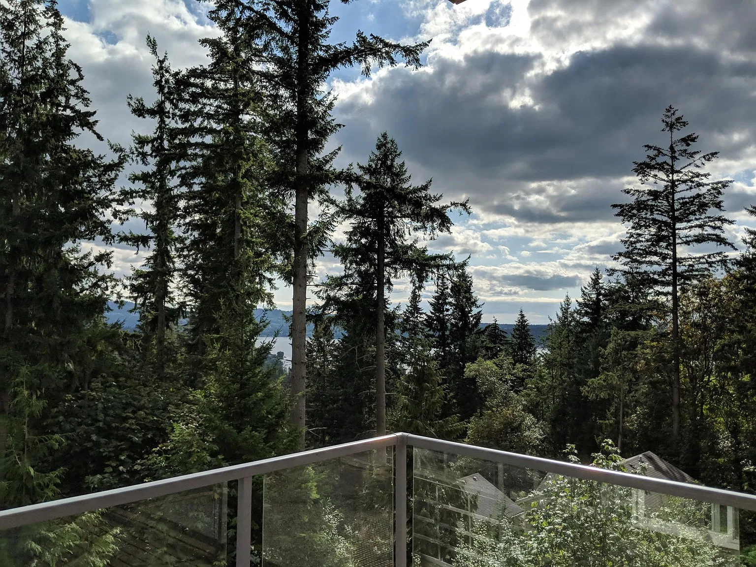 4 bed, 3.5 bath, 2900 sqft, $5,000 — Photo 3