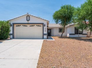 5763 S Desert Lakes Dr, Fort Mohave, AZ 86426