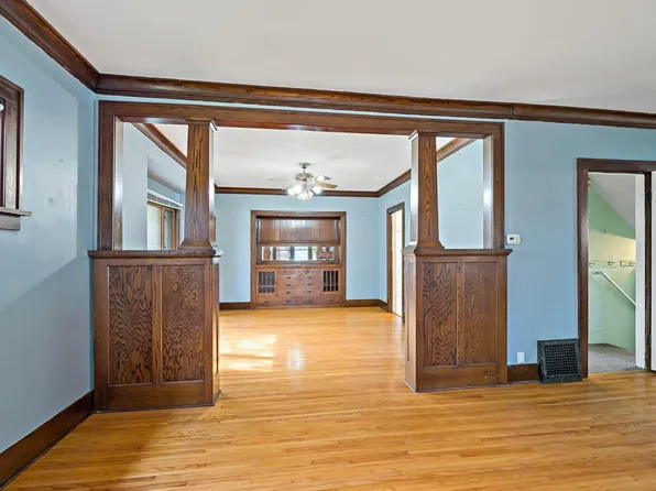 615 7th St, Kenyon, MN 55946
