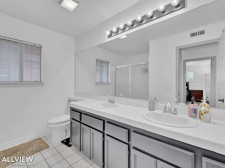 2385 Country View Gln — Photo 37
