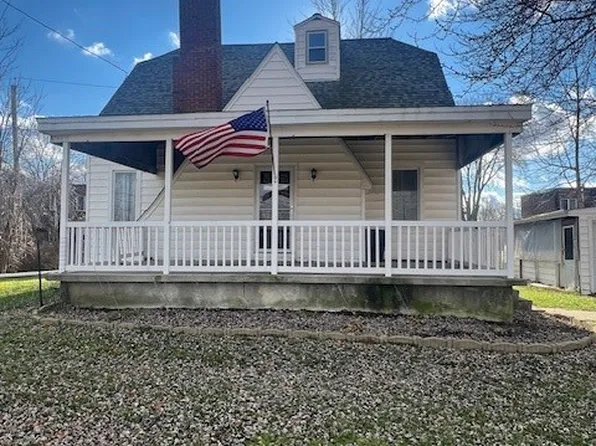 8231 Porter Rd, Niagara Falls, NY 14304