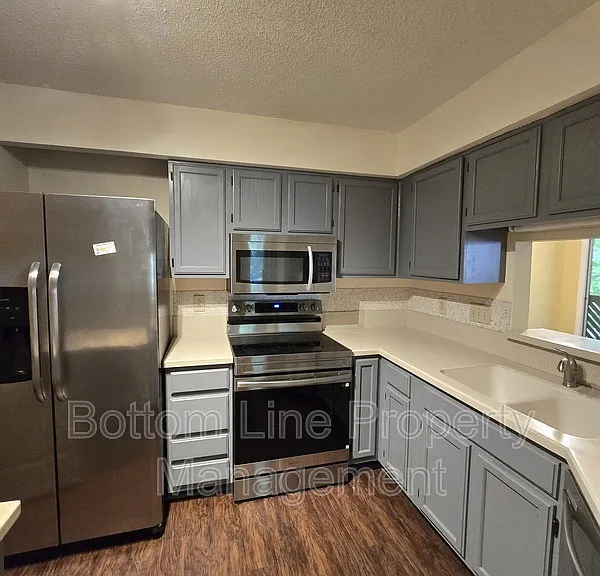 6108 Gray Gate Ln #G — Photo 13