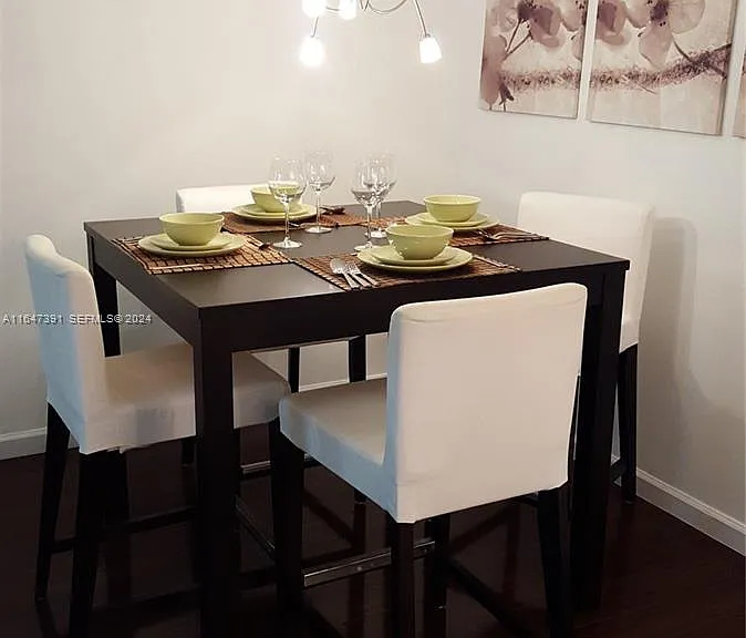 1550 Drexel Ave #106 — Photo 4