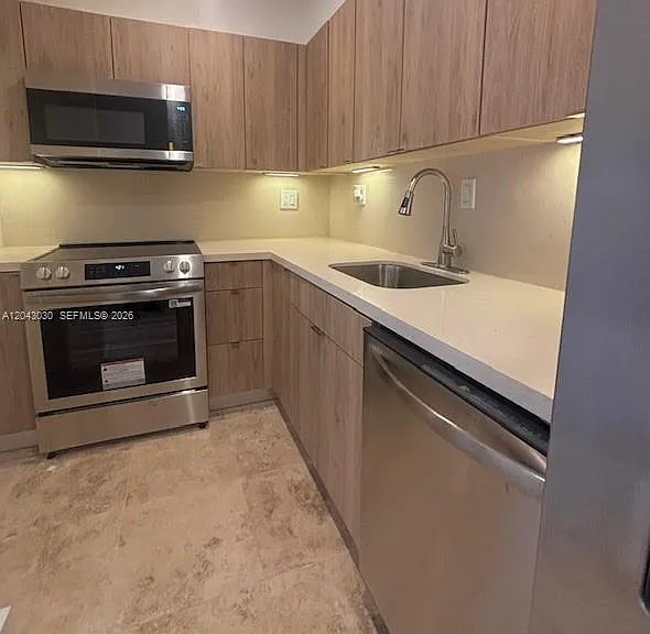 2666 Tigertail Ave #114 — Photo 3