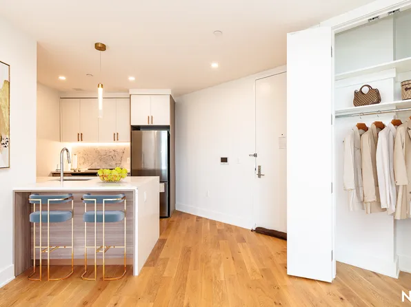 2-24 26th Avenue image 1 of 23