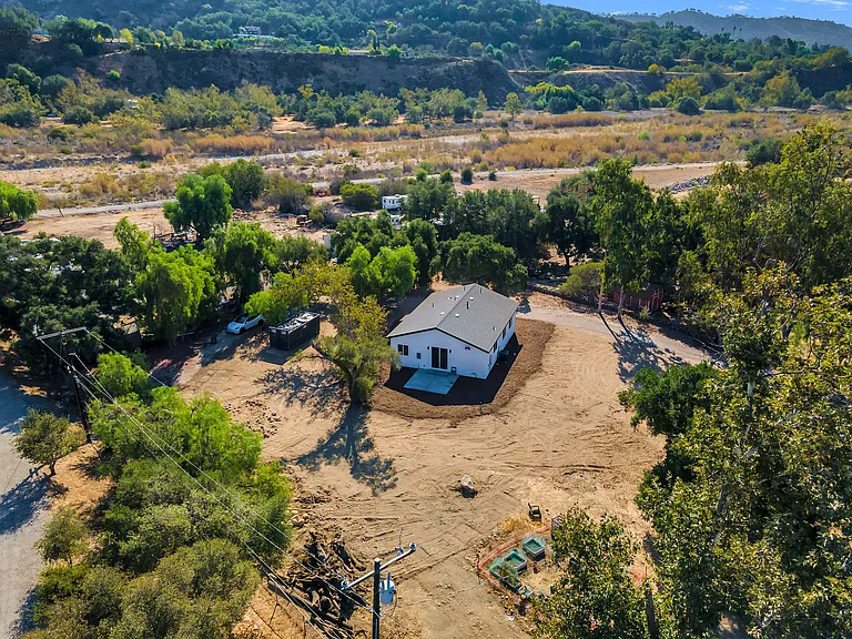 590 Riverside Rd — Photo 5
