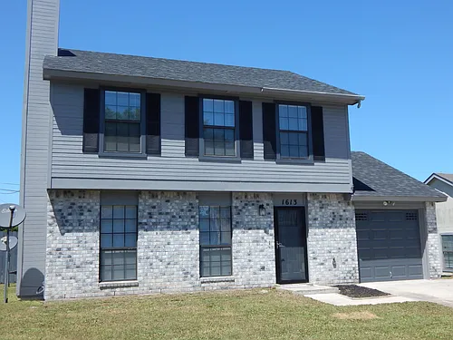 1613 Bobby Lee Dr Photo 1