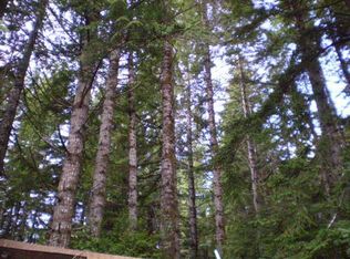 94127 Airport Ridge Ln, North Bend, OR 97459