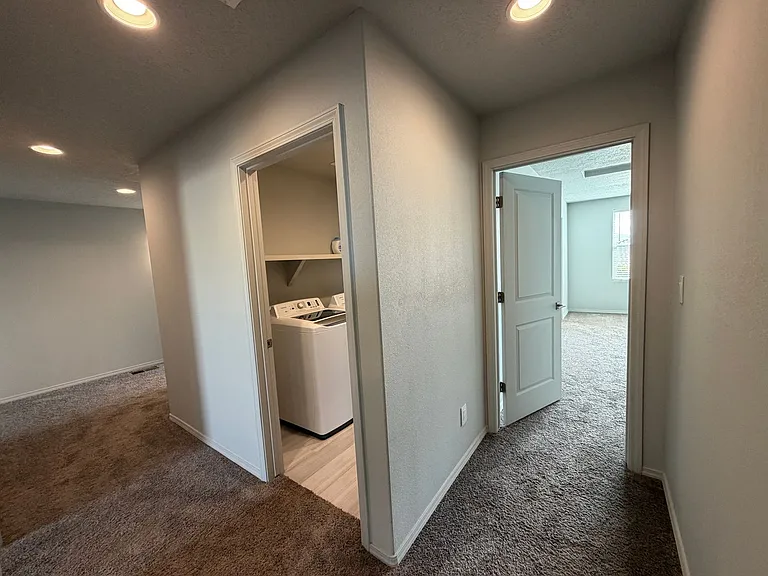 6119 Motherwell Dr SE — Photo 15