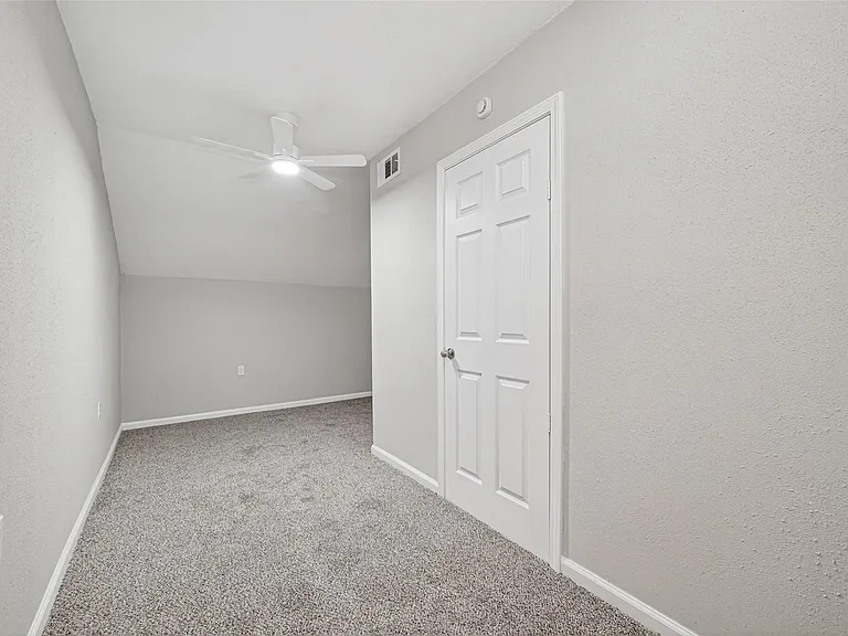 12227 W Village Dr #C — Photo 28