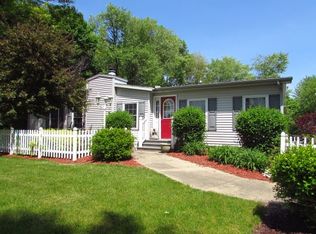 995 N Dearing Rd, Parma, MI 49269