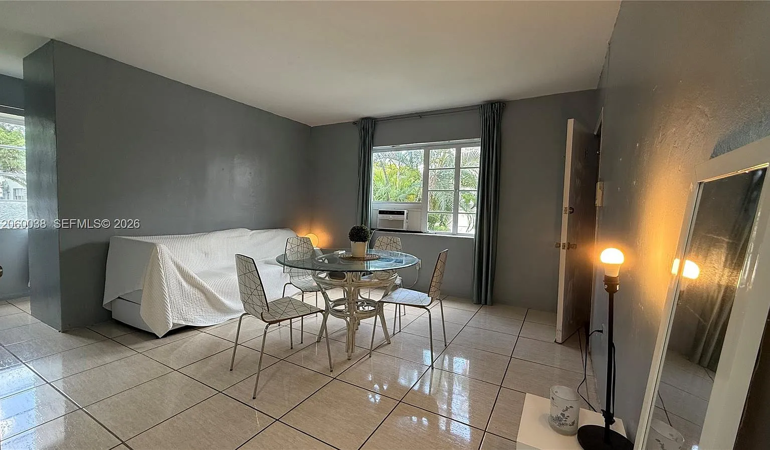 Winds Of Nobe Condo — Photo 1