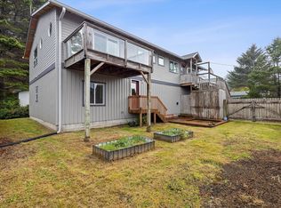 115 Lorraine St, Depoe Bay, OR 97341