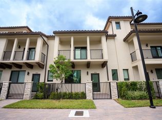 4466 NW 83rd Ave, Doral, FL 33166