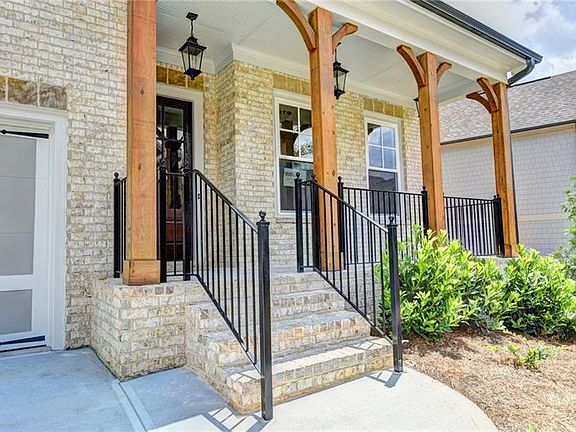 2nd image of 3422 Bryerstone Cir SE