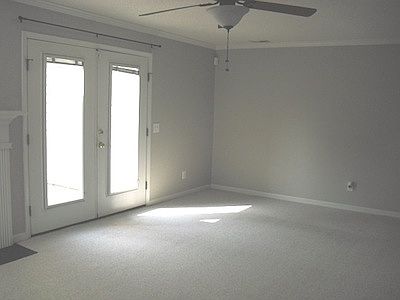 5th image of 106 Sunshine Ln Unit A