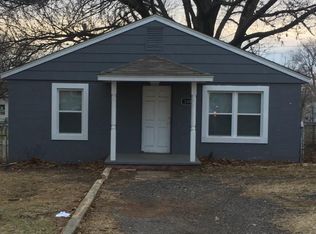 108 S 2nd St, Noble, OK 73068