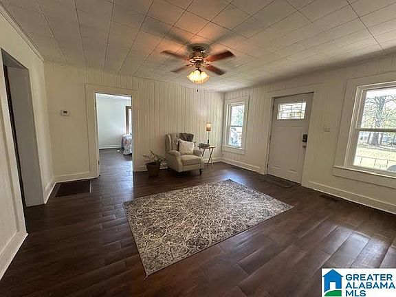 3rd image of 5709 Rockdale Rd