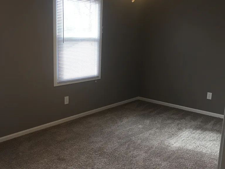 30620 Euclid Ave #2 — Photo 21