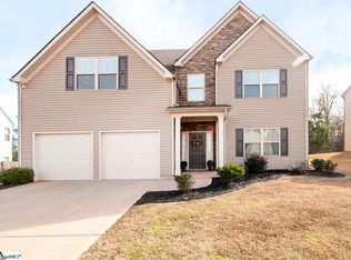 404 Jones Peak Dr, Simpsonville, SC 29681