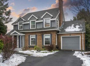 51 Bayview Rd, Halifax, NS B3M1N8