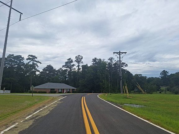 5th image of 223 Tidwell Dr