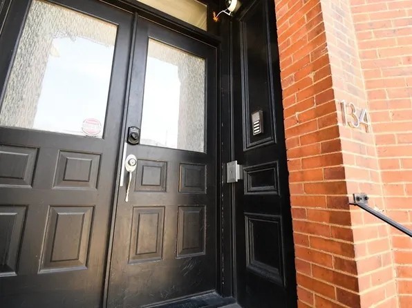 134 Warren St APT 2, Roxbury, MA 02119