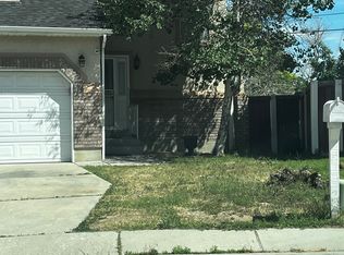715 E Zinnia Way S, Sandy, UT 84094