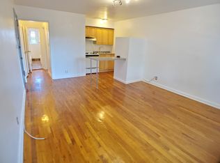 19017 Station Rd #2, Flushing, NY 11358