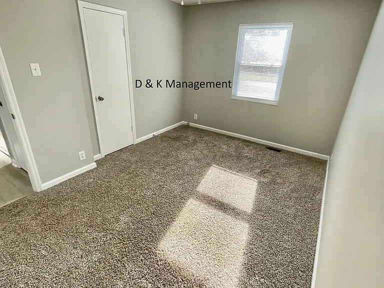 1312 Graycreek Ln — Photo 9