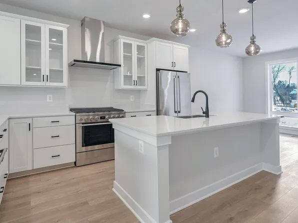 10572 Northfax St, Fairfax, VA 22030