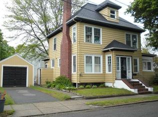 5 Thorndike St, Peabody, MA 01960