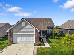 2422 Montezuma Express Dr, Greenfield, IN 46140