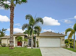2607 NE 19th Pl, Cape Coral, FL 33909