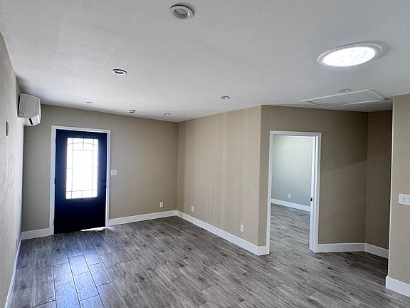 5th image of 5782 Hesperia Ave #Adu