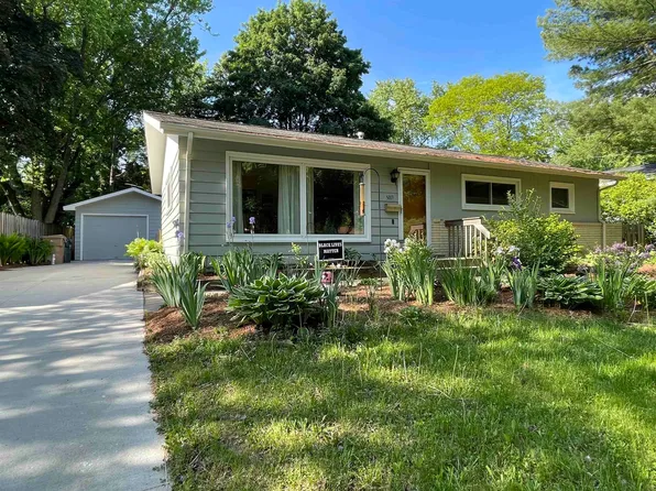 5013 Sherwood Rd, Madison, WI 53711