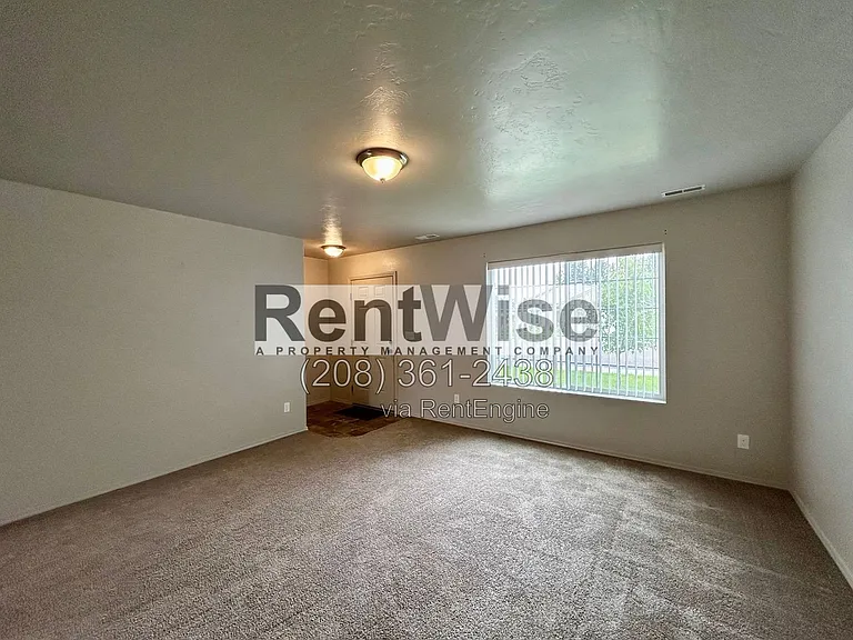 119 E Walcott Lake Dr — Photo 7